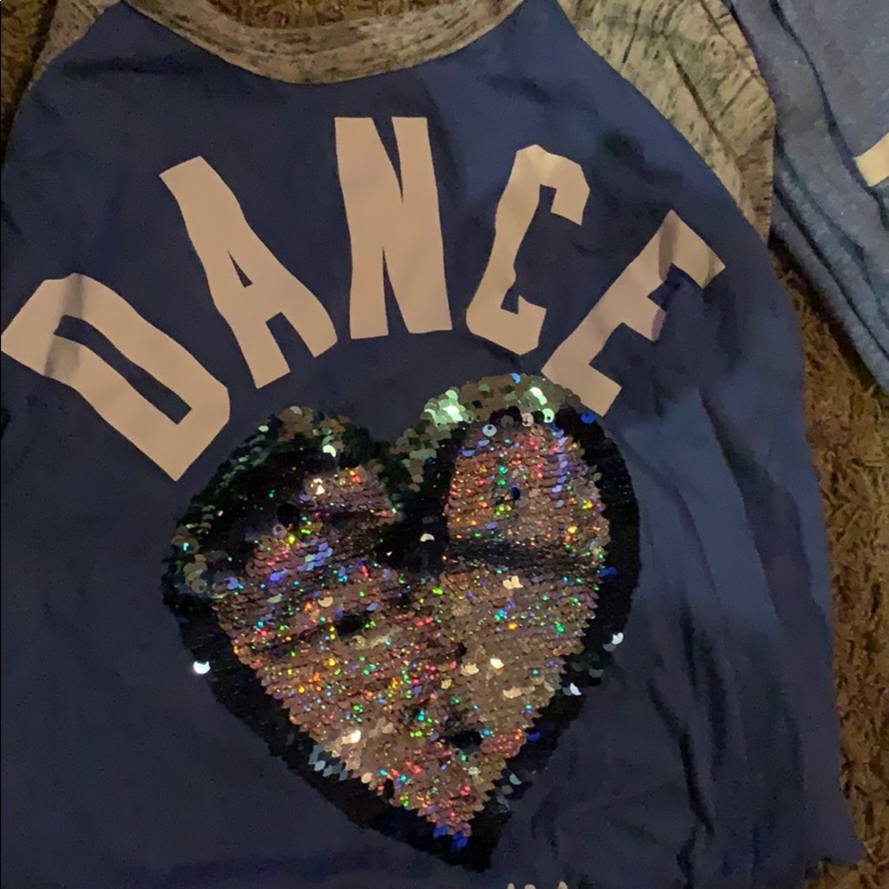 Justice Jogging suit size 8 in both pants,shirt